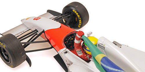 Miniatura Fórmula 1 McLaren Ford MP4/8 - Ayrton Senna - GP Europa 1993 (Com Bandeira) 25cm